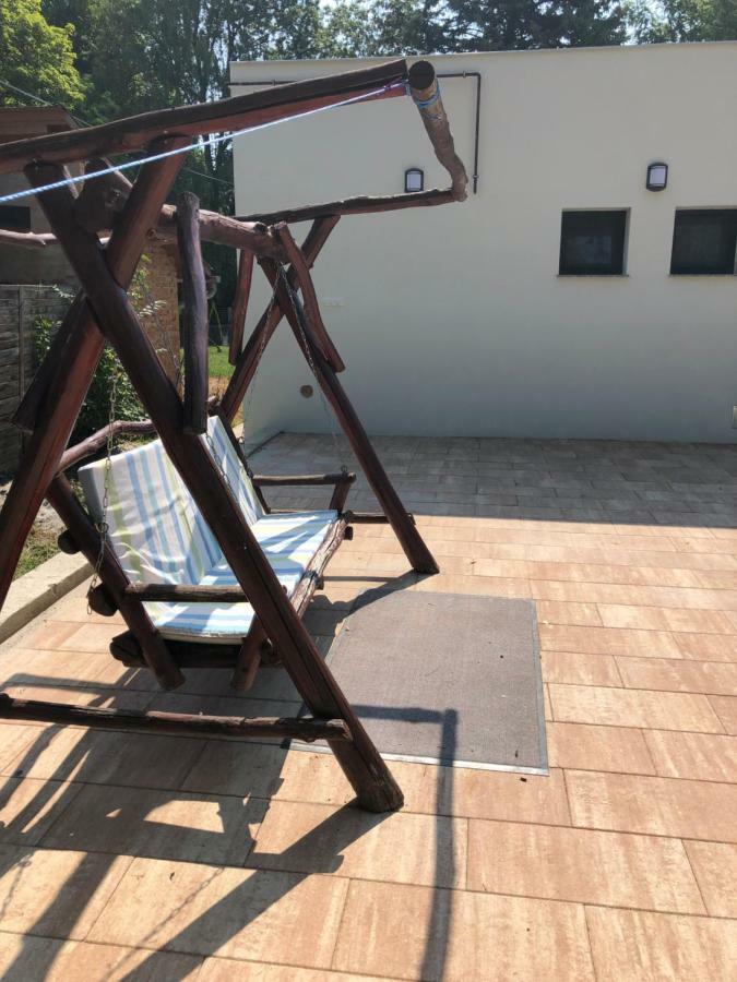 Duna Vendeghaz Hotel Fadd-Dombori Ngoại thất bức ảnh
